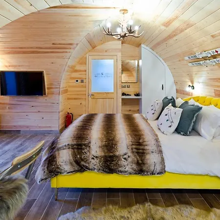 Cliff Stud Retreat - Luxury Lodges And Cosy Cottages Helmsley Exterior photo